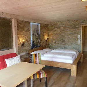 Guggomos Allgäustyle Apartment