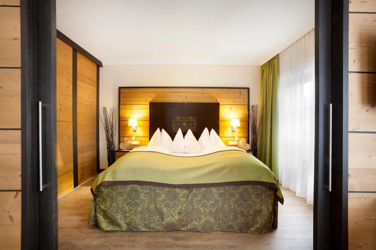 Hotel Sommer - Urlaubs- und Wellnesshotel Füssen 4*,